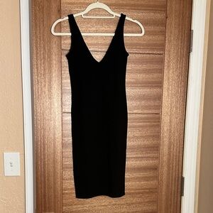 Forever 21 Black V-Neck Midi Dress